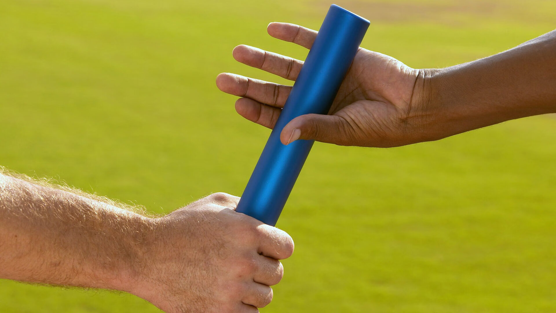 体育装备生产企业加快绿色制造转型，体育装备上市公司